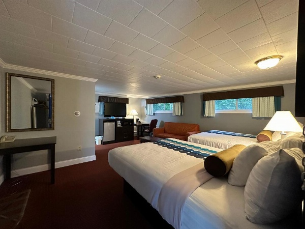 Rodeway Inn Orleans image 7